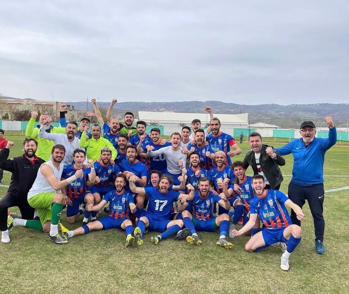 3. Lig'e yükselen Eynesil Belediyespor'u tebrik ediyoruz